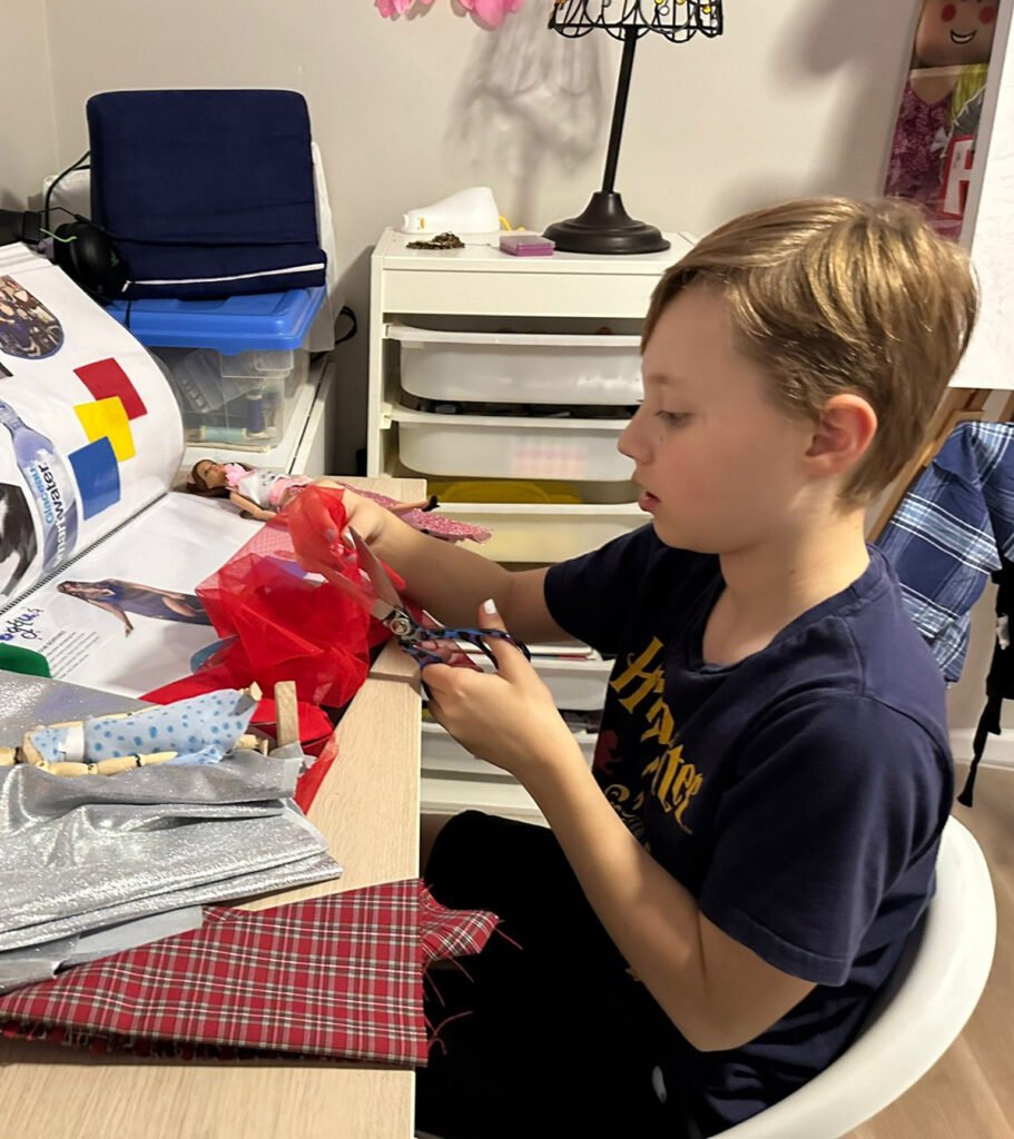 Ashton cutting fabric